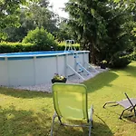 De La Meronne *